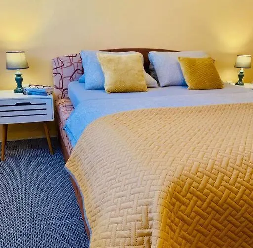 Anna Apartment *