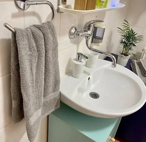 Anna Apartman